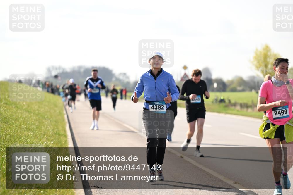 12.04.2026 - 45. Internationalen Wilhelmsburger Insellauf Dr. Thomas Lammeyer http://msf.ph/oto/9447143 12.04.2026 10:28:59 Laufen 4382, 2499 meine-sportfotos.de