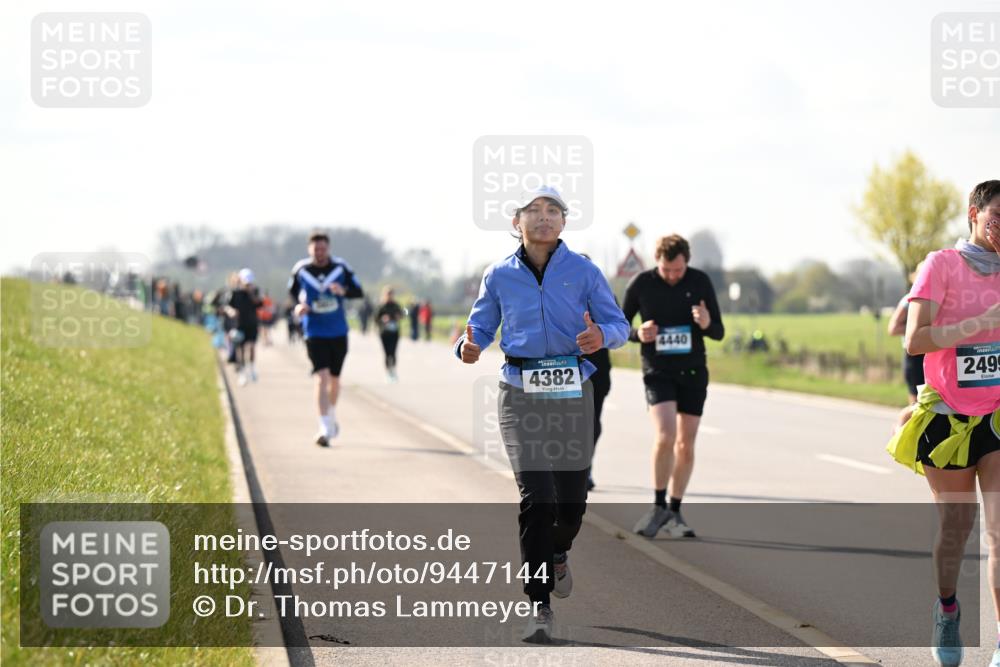 12.04.2026 - 45. Internationalen Wilhelmsburger Insellauf Dr. Thomas Lammeyer http://msf.ph/oto/9447144 12.04.2026 10:28:59 Laufen 4382, 2499 meine-sportfotos.de