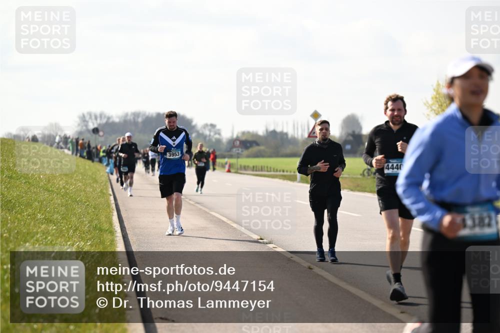 12.04.2026 - 45. Internationalen Wilhelmsburger Insellauf Dr. Thomas Lammeyer http://msf.ph/oto/9447154 12.04.2026 10:29:01 Laufen 3953, 4440, 1382 meine-sportfotos.de