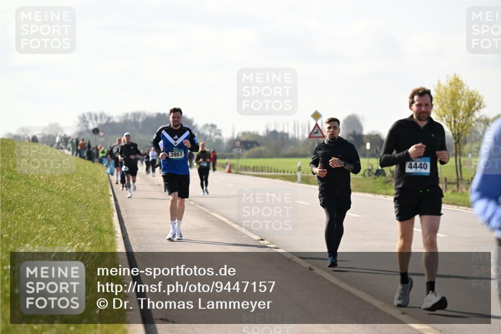 12.04.2026 - 45. Internationalen Wilhelmsburger Insellauf Dr. Thomas Lammeyer http://msf.ph/oto/9447157 12.04.2026 10:29:01 Laufen 3953, 4440 meine-sportfotos.de