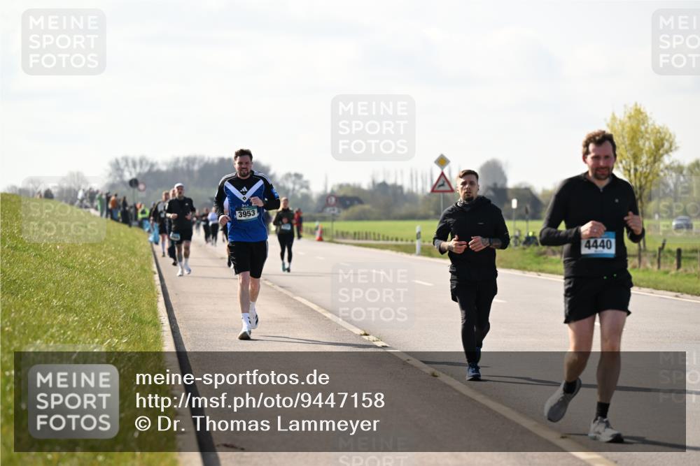 12.04.2026 - 45. Internationalen Wilhelmsburger Insellauf Dr. Thomas Lammeyer http://msf.ph/oto/9447158 12.04.2026 10:29:01 Laufen 3953, 4440 meine-sportfotos.de