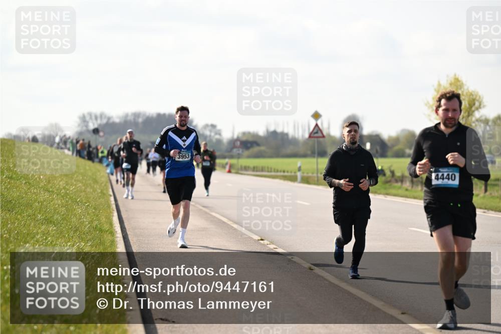 12.04.2026 - 45. Internationalen Wilhelmsburger Insellauf Dr. Thomas Lammeyer http://msf.ph/oto/9447161 12.04.2026 10:29:02 Laufen 3953, 4440 meine-sportfotos.de