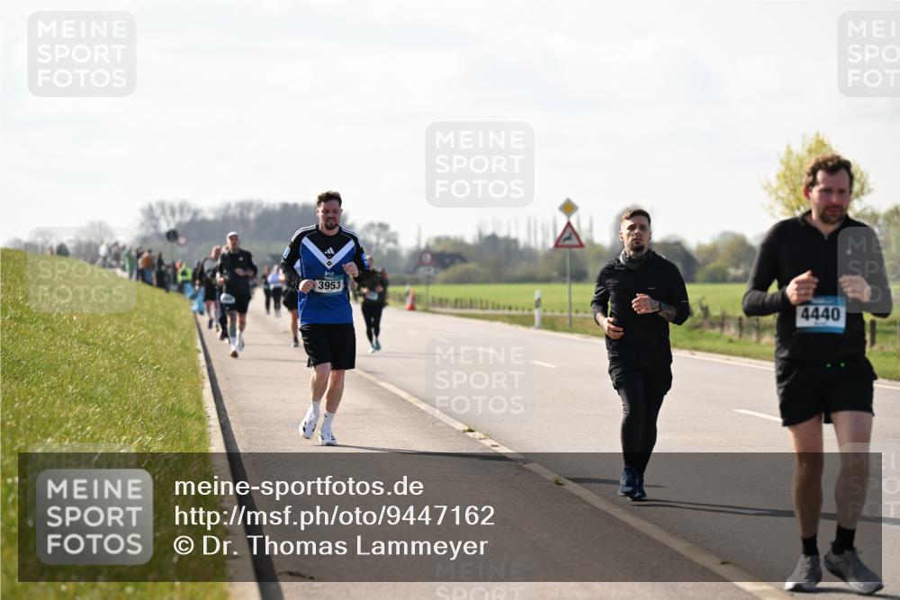 12.04.2026 - 45. Internationalen Wilhelmsburger Insellauf Dr. Thomas Lammeyer http://msf.ph/oto/9447162 12.04.2026 10:29:02 Laufen 3953, 4440 meine-sportfotos.de