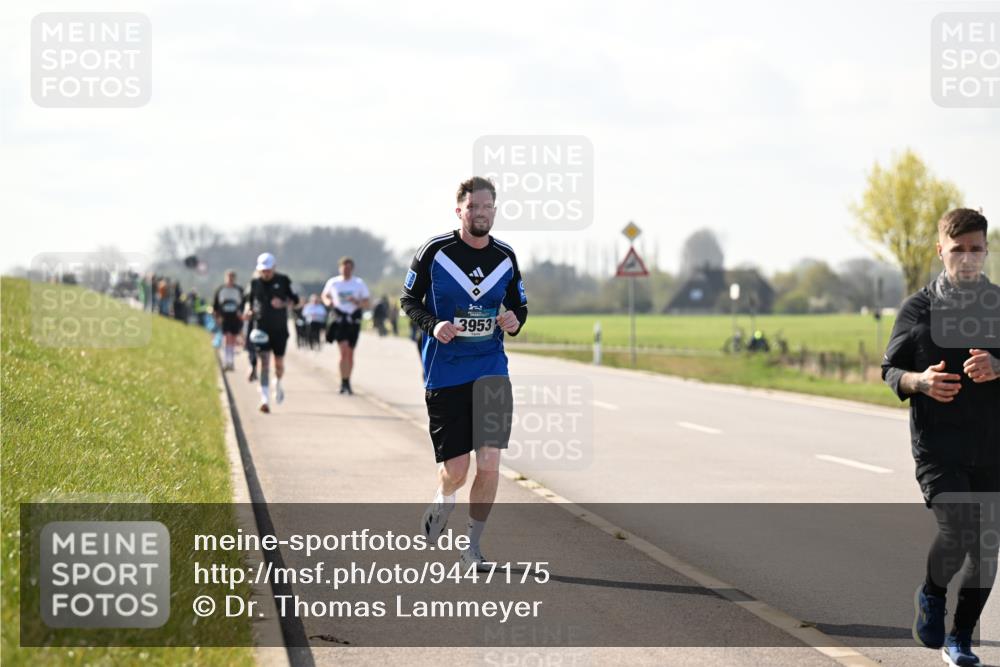 12.04.2026 - 45. Internationalen Wilhelmsburger Insellauf Dr. Thomas Lammeyer http://msf.ph/oto/9447175 12.04.2026 10:29:04 Laufen 15, 3953 meine-sportfotos.de