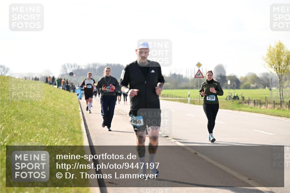 12.04.2026 - 45. Internationalen Wilhelmsburger Insellauf Dr. Thomas Lammeyer http://msf.ph/oto/9447197 12.04.2026 10:29:13 Laufen 68, 2950, 3725 meine-sportfotos.de