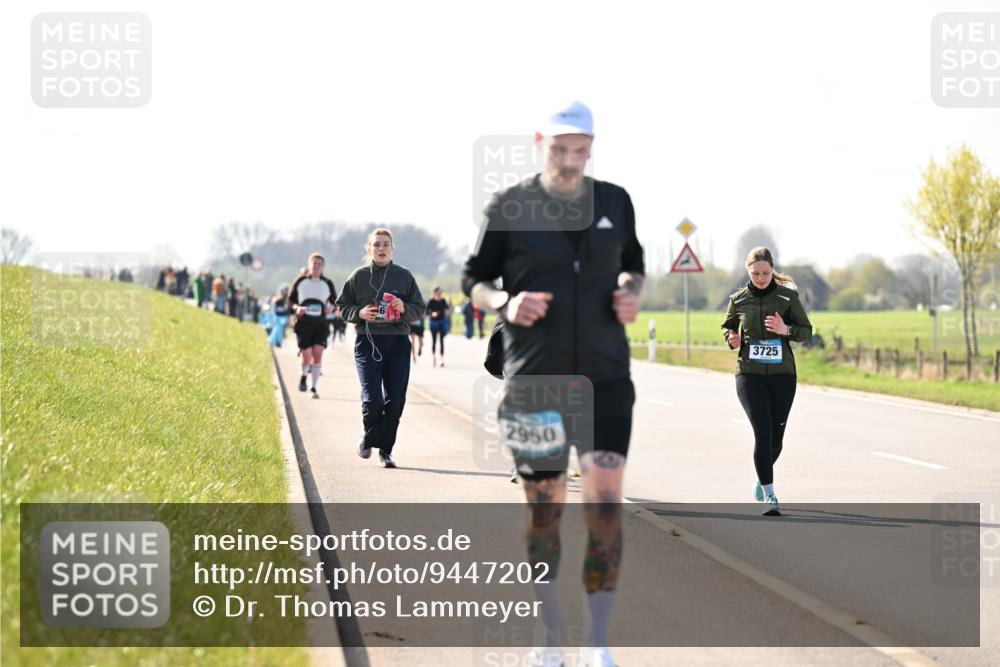 12.04.2026 - 45. Internationalen Wilhelmsburger Insellauf Dr. Thomas Lammeyer http://msf.ph/oto/9447202 12.04.2026 10:29:13 Laufen 2950, 3725 meine-sportfotos.de