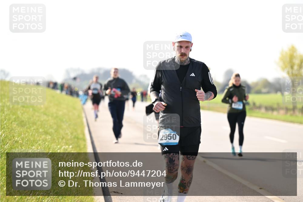 12.04.2026 - 45. Internationalen Wilhelmsburger Insellauf Dr. Thomas Lammeyer http://msf.ph/oto/9447204 12.04.2026 10:29:14 Laufen 2950 meine-sportfotos.de