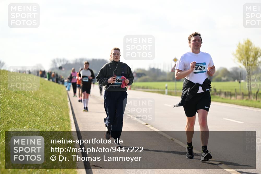 12.04.2026 - 45. Internationalen Wilhelmsburger Insellauf Dr. Thomas Lammeyer http://msf.ph/oto/9447222 12.04.2026 10:29:17 Laufen 686, 4825 meine-sportfotos.de