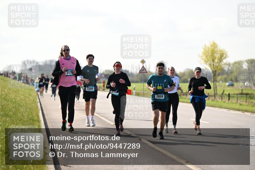 12.04.2026 - 45. Internationalen Wilhelmsburger Insellauf Dr. Thomas Lammeyer http://msf.ph/oto/9447289 12.04.2026 10:29:33 Laufen 3178, 3260, 2025, 2858 meine-sportfotos.de