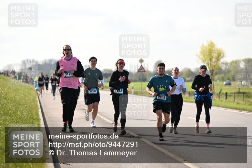 12.04.2026 - 45. Internationalen Wilhelmsburger Insellauf Dr. Thomas Lammeyer http://msf.ph/oto/9447291 12.04.2026 10:29:33 Laufen 3178, 3260, 4152, 2025, 2858 meine-sportfotos.de