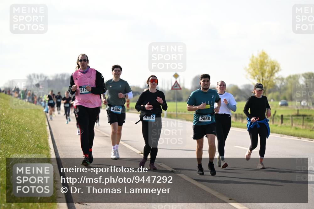 12.04.2026 - 45. Internationalen Wilhelmsburger Insellauf Dr. Thomas Lammeyer http://msf.ph/oto/9447292 12.04.2026 10:29:33 Laufen 317, 3260, 4152, 2858 meine-sportfotos.de
