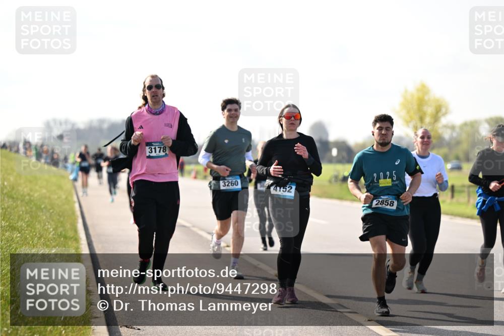12.04.2026 - 45. Internationalen Wilhelmsburger Insellauf Dr. Thomas Lammeyer http://msf.ph/oto/9447298 12.04.2026 10:29:35 Laufen 3178, 3260, 4152, 2025, 2858 meine-sportfotos.de