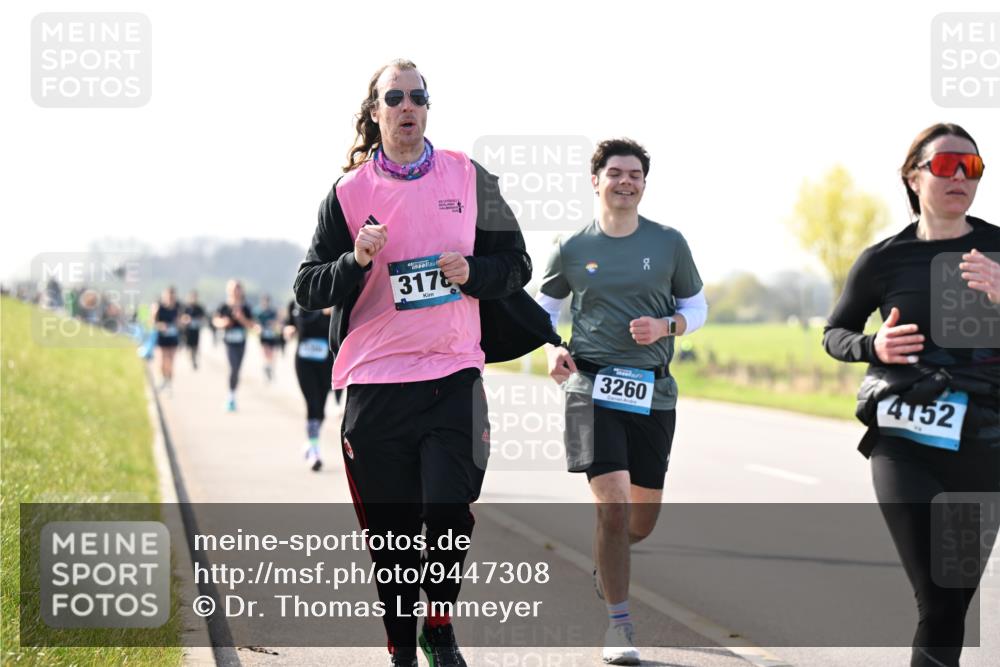 12.04.2026 - 45. Internationalen Wilhelmsburger Insellauf Dr. Thomas Lammeyer http://msf.ph/oto/9447308 12.04.2026 10:29:37 Laufen 3178, 3260, 4152 meine-sportfotos.de