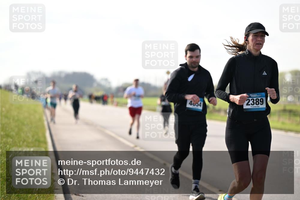 12.04.2026 - 45. Internationalen Wilhelmsburger Insellauf Dr. Thomas Lammeyer http://msf.ph/oto/9447432 12.04.2026 10:29:58 Laufen 4054, 2389 meine-sportfotos.de