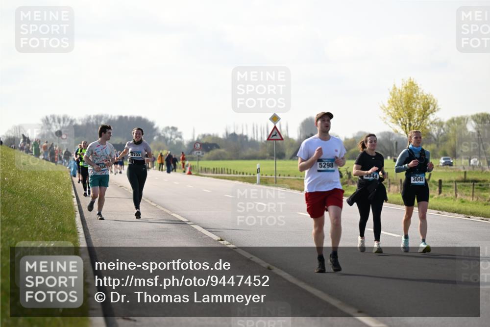 12.04.2026 - 45. Internationalen Wilhelmsburger Insellauf Dr. Thomas Lammeyer http://msf.ph/oto/9447452 12.04.2026 10:30:02 Laufen 5703, 5298, 3044, 3045 meine-sportfotos.de