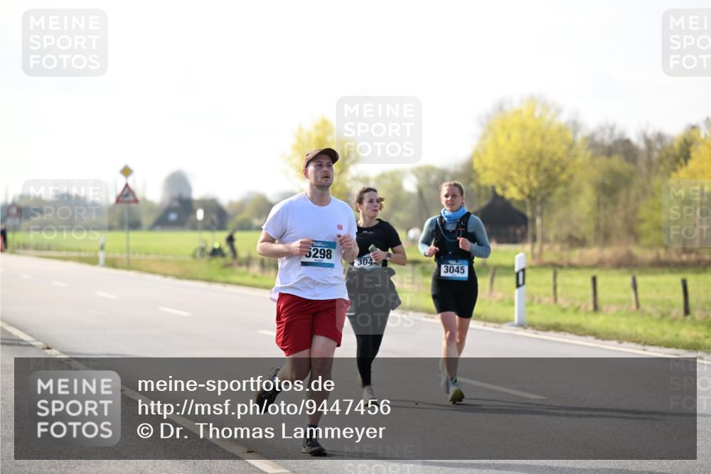 12.04.2026 - 45. Internationalen Wilhelmsburger Insellauf Dr. Thomas Lammeyer http://msf.ph/oto/9447456 12.04.2026 10:30:03 Laufen 5298, 304, 3045 meine-sportfotos.de