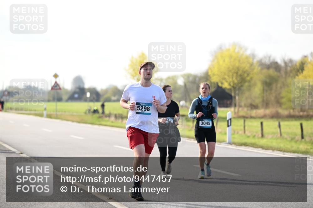 12.04.2026 - 45. Internationalen Wilhelmsburger Insellauf Dr. Thomas Lammeyer http://msf.ph/oto/9447457 12.04.2026 10:30:04 Laufen 5298, 44, 3045 meine-sportfotos.de
