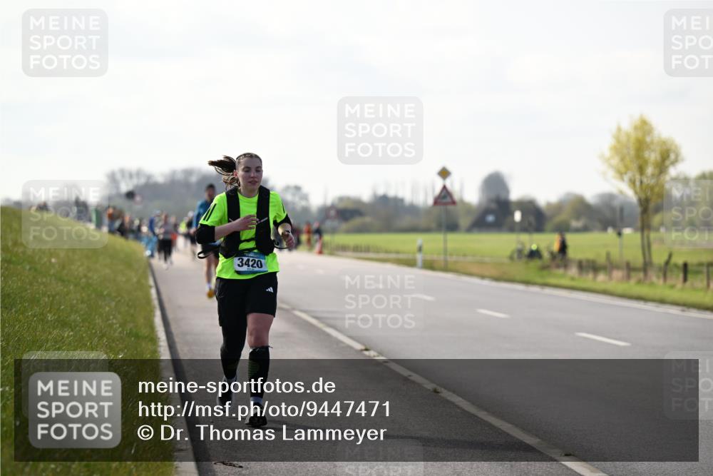 12.04.2026 - 45. Internationalen Wilhelmsburger Insellauf Dr. Thomas Lammeyer http://msf.ph/oto/9447471 12.04.2026 10:30:15 Laufen 3420 meine-sportfotos.de