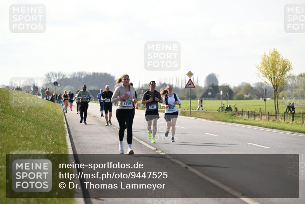 12.04.2026 - 45. Internationalen Wilhelmsburger Insellauf Dr. Thomas Lammeyer http://msf.ph/oto/9447525 12.04.2026 10:30:32 Laufen 2269, 2, 4071, 4069 meine-sportfotos.de