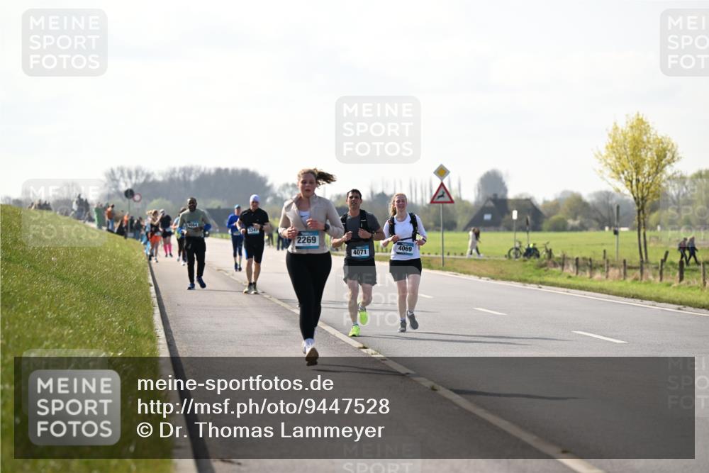 12.04.2026 - 45. Internationalen Wilhelmsburger Insellauf Dr. Thomas Lammeyer http://msf.ph/oto/9447528 12.04.2026 10:30:32 Laufen 3064, 3347, 2269, 4069, 4071 meine-sportfotos.de