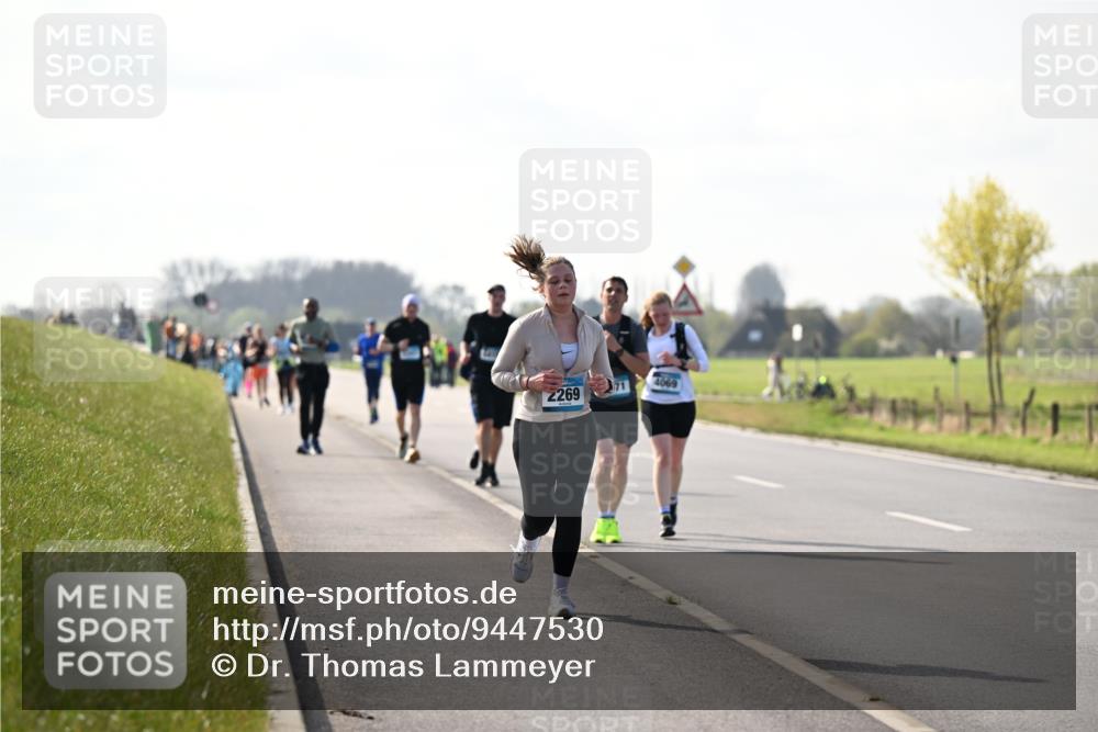 12.04.2026 - 45. Internationalen Wilhelmsburger Insellauf Dr. Thomas Lammeyer http://msf.ph/oto/9447530 12.04.2026 10:30:33 Laufen 71, 4069, 2269 meine-sportfotos.de