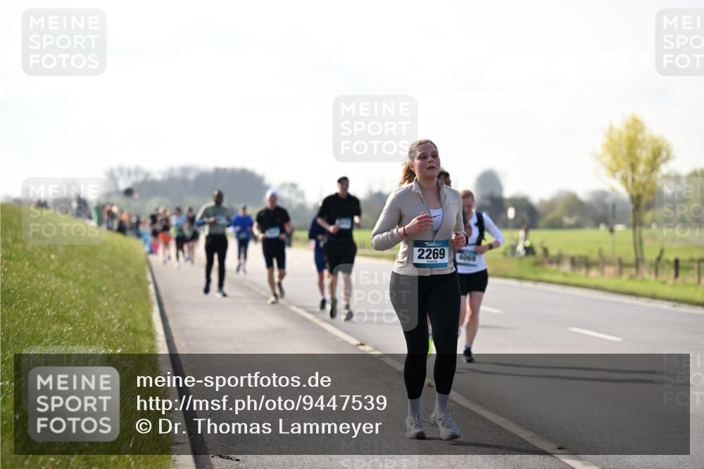 12.04.2026 - 45. Internationalen Wilhelmsburger Insellauf Dr. Thomas Lammeyer http://msf.ph/oto/9447539 12.04.2026 10:30:35 Laufen 2269 meine-sportfotos.de