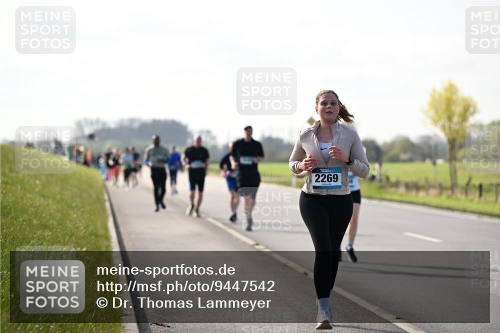12.04.2026 - 45. Internationalen Wilhelmsburger Insellauf Dr. Thomas Lammeyer http://msf.ph/oto/9447542 12.04.2026 10:30:35 Laufen 2269 meine-sportfotos.de