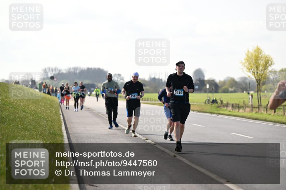 12.04.2026 - 45. Internationalen Wilhelmsburger Insellauf Dr. Thomas Lammeyer http://msf.ph/oto/9447560 12.04.2026 10:30:39 Laufen 3054, 3347, 5419 meine-sportfotos.de