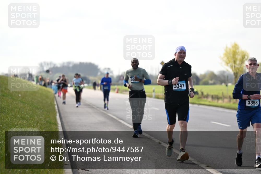12.04.2026 - 45. Internationalen Wilhelmsburger Insellauf Dr. Thomas Lammeyer http://msf.ph/oto/9447587 12.04.2026 10:30:43 Laufen 3347, 3358 meine-sportfotos.de