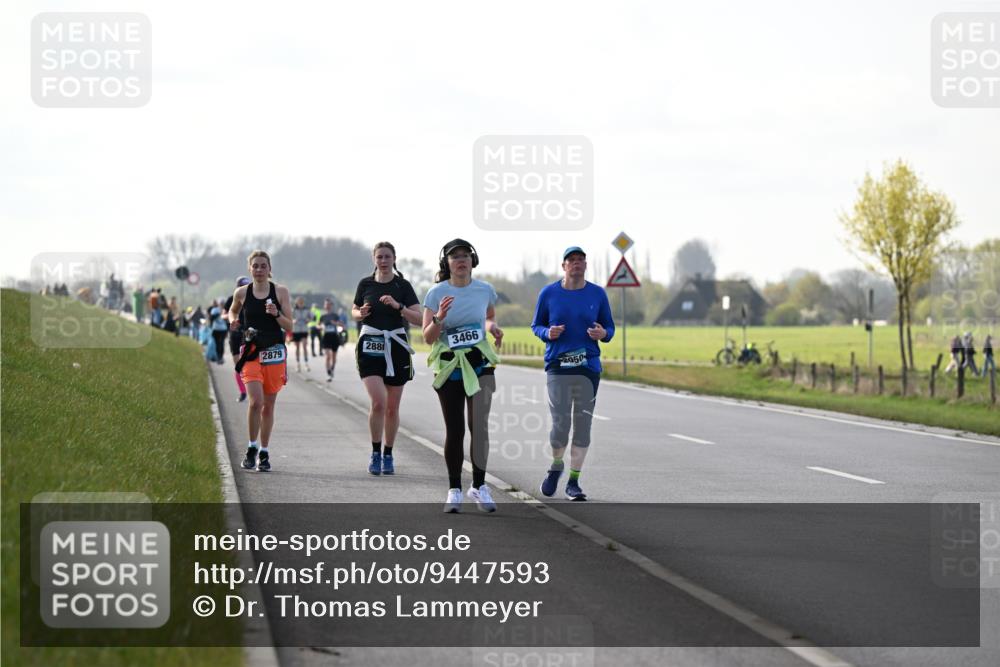 12.04.2026 - 45. Internationalen Wilhelmsburger Insellauf Dr. Thomas Lammeyer http://msf.ph/oto/9447593 12.04.2026 10:30:51 Laufen 288, 2879, 3466, 2050 meine-sportfotos.de