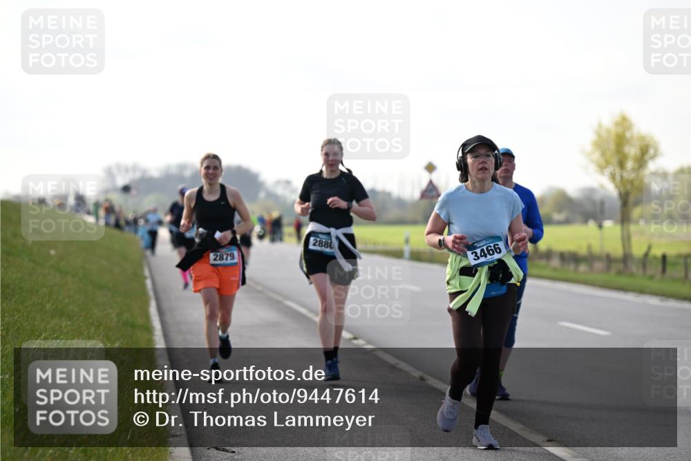 12.04.2026 - 45. Internationalen Wilhelmsburger Insellauf Dr. Thomas Lammeyer http://msf.ph/oto/9447614 12.04.2026 10:30:54 Laufen 2879, 2880, 3466 meine-sportfotos.de