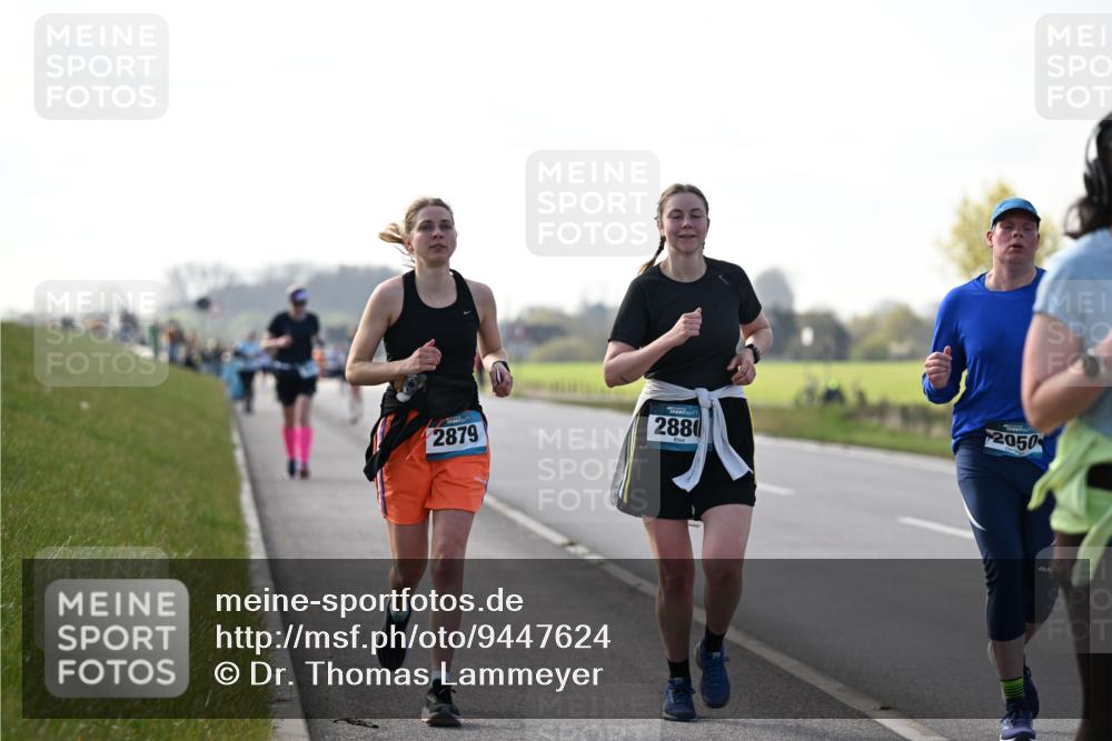 12.04.2026 - 45. Internationalen Wilhelmsburger Insellauf Dr. Thomas Lammeyer http://msf.ph/oto/9447624 12.04.2026 10:30:56 Laufen 2879, 2880, 2050 meine-sportfotos.de
