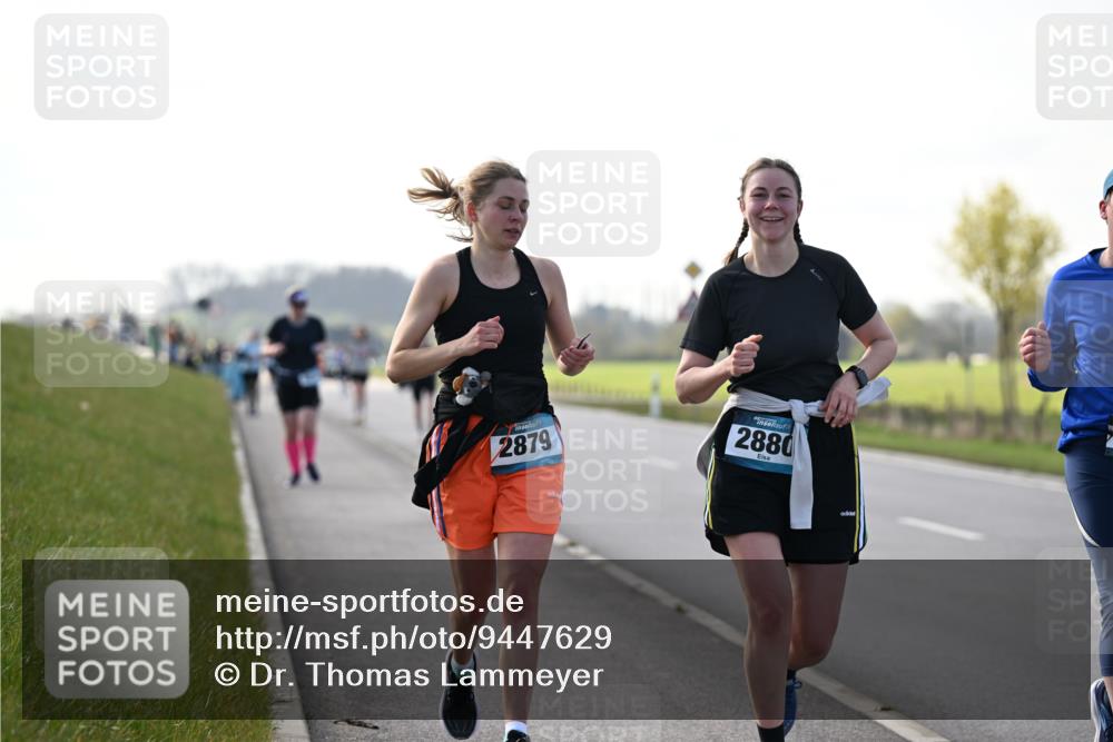 12.04.2026 - 45. Internationalen Wilhelmsburger Insellauf Dr. Thomas Lammeyer http://msf.ph/oto/9447629 12.04.2026 10:30:56 Laufen 2879, 2880 meine-sportfotos.de
