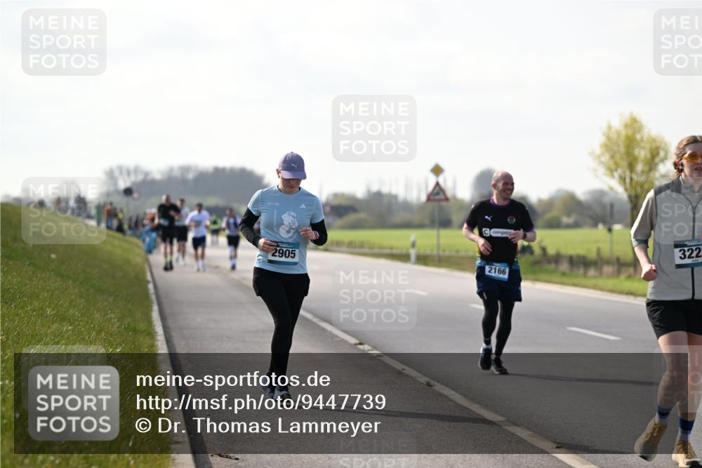 12.04.2026 - 45. Internationalen Wilhelmsburger Insellauf Dr. Thomas Lammeyer http://msf.ph/oto/9447739 12.04.2026 10:31:18 Laufen 322, 2905, 2166 meine-sportfotos.de