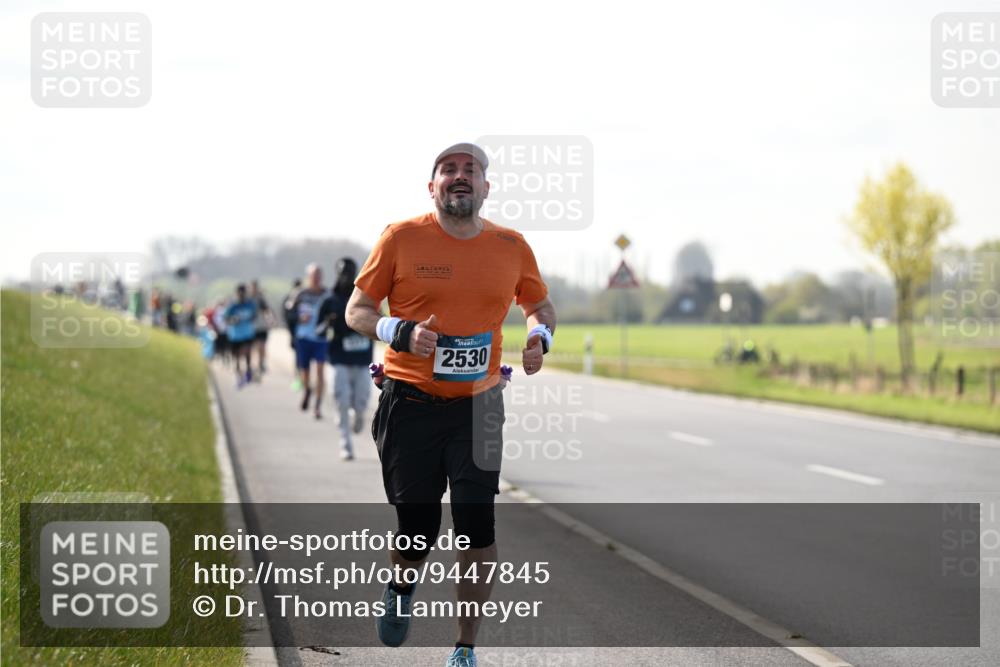 12.04.2026 - 45. Internationalen Wilhelmsburger Insellauf Dr. Thomas Lammeyer http://msf.ph/oto/9447845 12.04.2026 10:31:55 Laufen 2530 meine-sportfotos.de