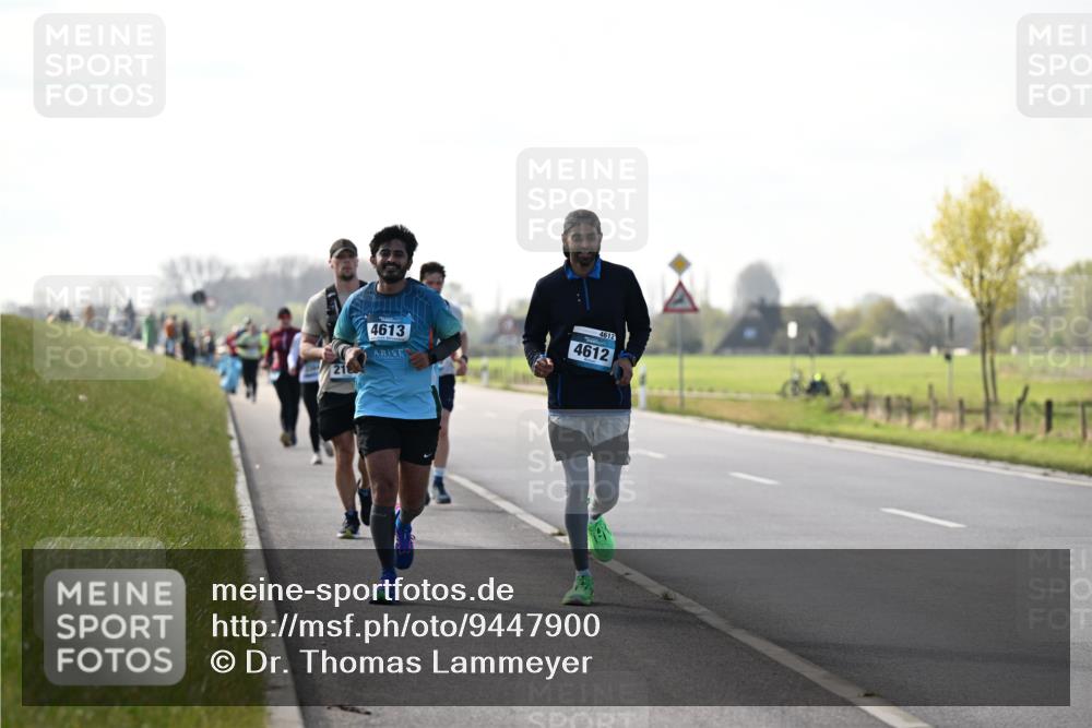 12.04.2026 - 45. Internationalen Wilhelmsburger Insellauf Dr. Thomas Lammeyer http://msf.ph/oto/9447900 12.04.2026 10:32:09 Laufen 4613, 4612, 4612 meine-sportfotos.de
