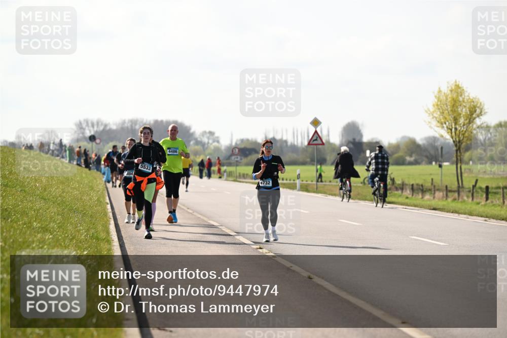 12.04.2026 - 45. Internationalen Wilhelmsburger Insellauf Dr. Thomas Lammeyer http://msf.ph/oto/9447974 12.04.2026 10:32:43 Laufen 484, 5533, 4486, 4732 meine-sportfotos.de