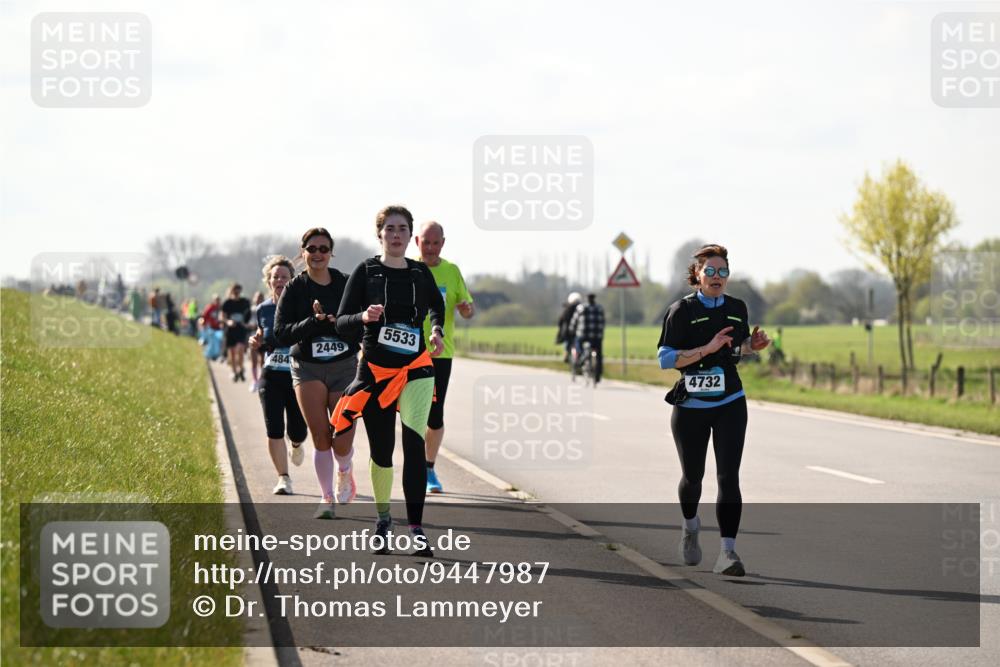 12.04.2026 - 45. Internationalen Wilhelmsburger Insellauf Dr. Thomas Lammeyer http://msf.ph/oto/9447987 12.04.2026 10:32:46 Laufen 2449, 484, 5533, 4732 meine-sportfotos.de