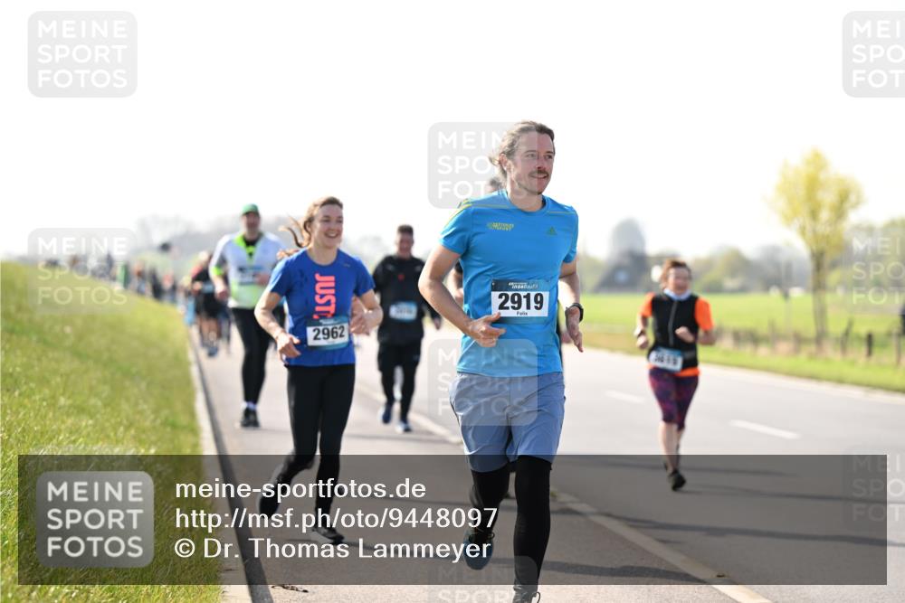12.04.2026 - 45. Internationalen Wilhelmsburger Insellauf Dr. Thomas Lammeyer http://msf.ph/oto/9448097 12.04.2026 10:33:12 Laufen 2962, 4, 2919 meine-sportfotos.de