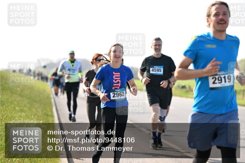 12.04.2026 - 45. Internationalen Wilhelmsburger Insellauf Dr. Thomas Lammeyer http://msf.ph/oto/9448106 12.04.2026 10:33:14 Laufen 2962, 4595, 2919 meine-sportfotos.de