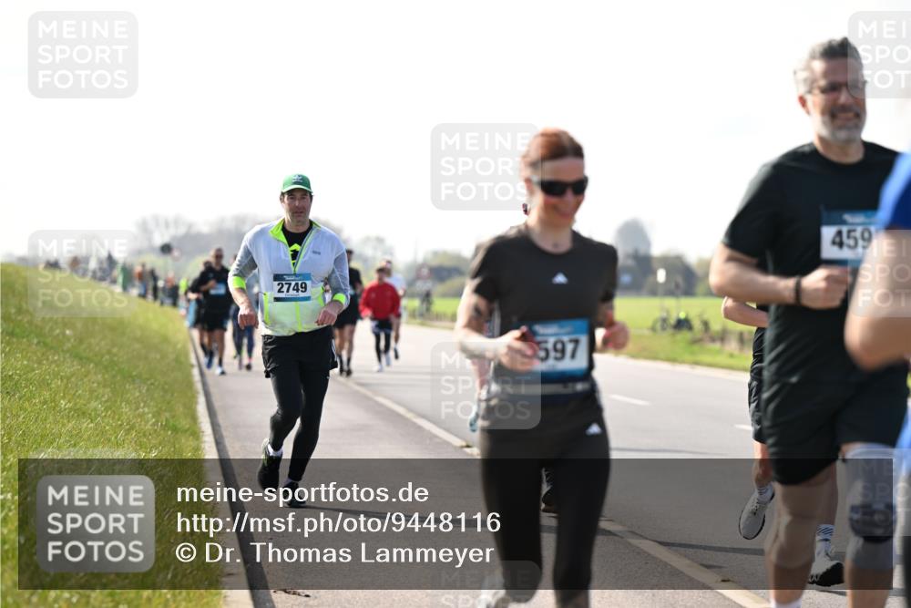 12.04.2026 - 45. Internationalen Wilhelmsburger Insellauf Dr. Thomas Lammeyer http://msf.ph/oto/9448116 12.04.2026 10:33:16 Laufen 2749, 597, 459 meine-sportfotos.de