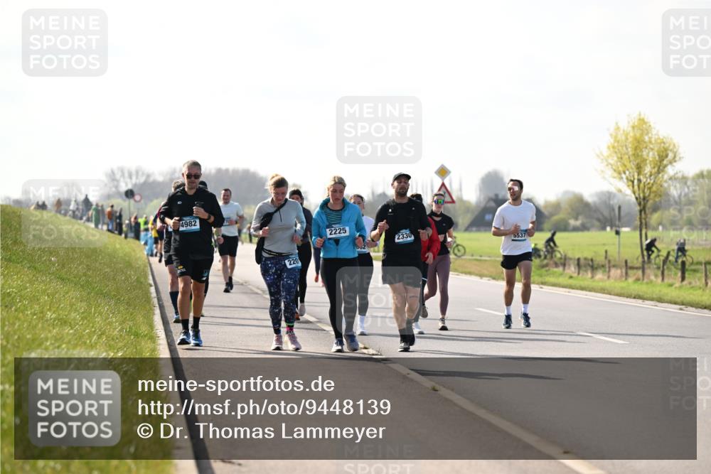 12.04.2026 - 45. Internationalen Wilhelmsburger Insellauf Dr. Thomas Lammeyer http://msf.ph/oto/9448139 12.04.2026 10:33:24 Laufen 4982, 220, 2225, 2330, 5537 meine-sportfotos.de