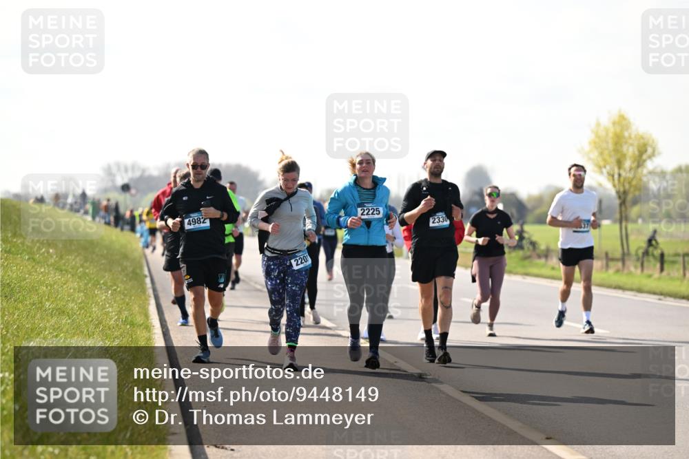 12.04.2026 - 45. Internationalen Wilhelmsburger Insellauf Dr. Thomas Lammeyer http://msf.ph/oto/9448149 12.04.2026 10:33:25 Laufen 4982, 2207, 2225, 2330 meine-sportfotos.de