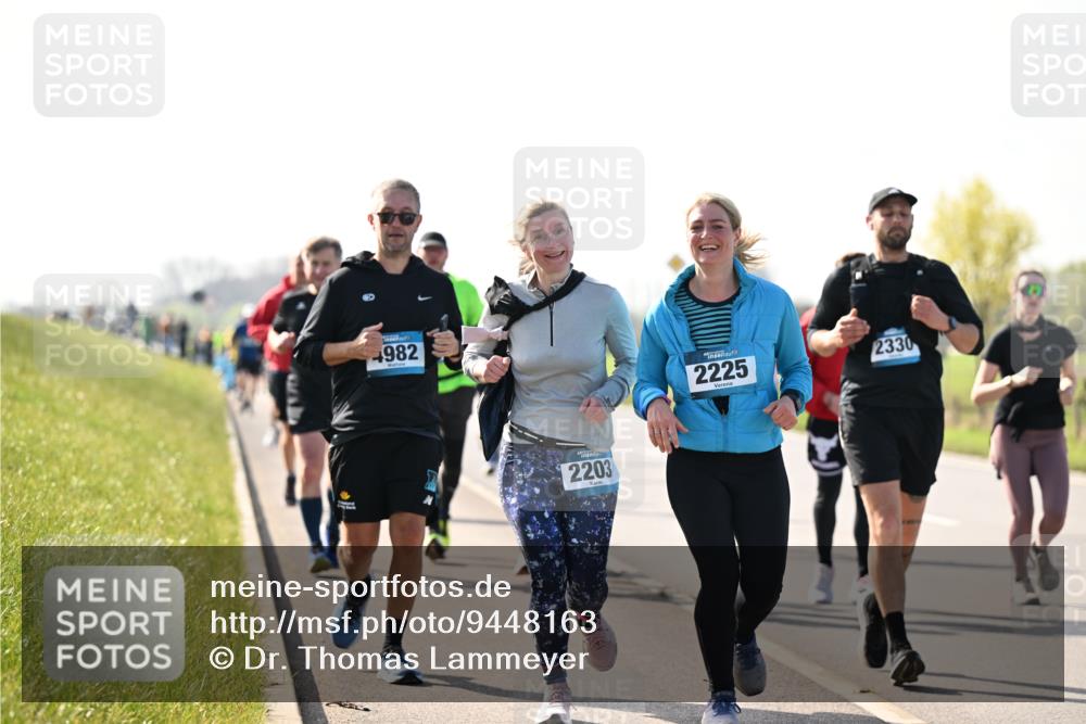 12.04.2026 - 45. Internationalen Wilhelmsburger Insellauf Dr. Thomas Lammeyer http://msf.ph/oto/9448163 12.04.2026 10:33:28 Laufen 4982, 2203, 2225, 2330 meine-sportfotos.de