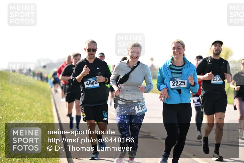 12.04.2026 - 45. Internationalen Wilhelmsburger Insellauf Dr. Thomas Lammeyer http://msf.ph/oto/9448166 12.04.2026 10:33:28 Laufen 4982, 220, 4, 2225, 2330 meine-sportfotos.de