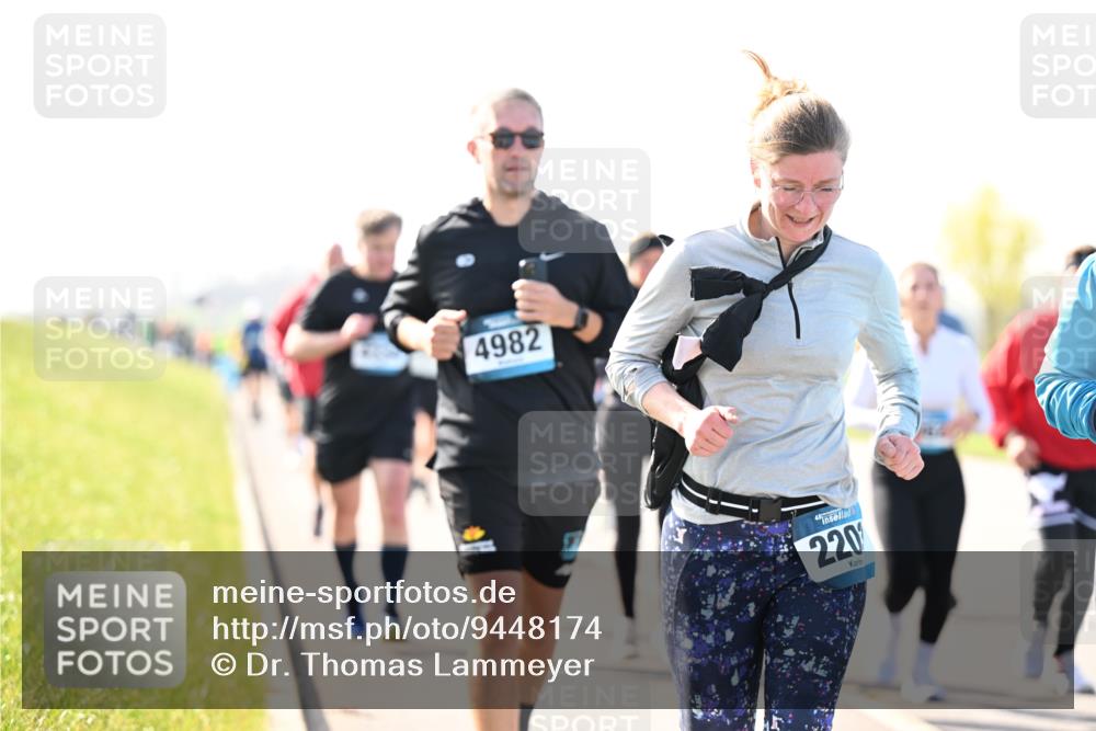 12.04.2026 - 45. Internationalen Wilhelmsburger Insellauf Dr. Thomas Lammeyer http://msf.ph/oto/9448174 12.04.2026 10:33:30 Laufen 4982, 45, 220 meine-sportfotos.de