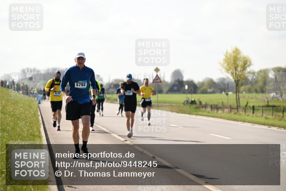 12.04.2026 - 45. Internationalen Wilhelmsburger Insellauf Dr. Thomas Lammeyer http://msf.ph/oto/9448245 12.04.2026 10:33:45 Laufen 4476, 5792, 3397 meine-sportfotos.de
