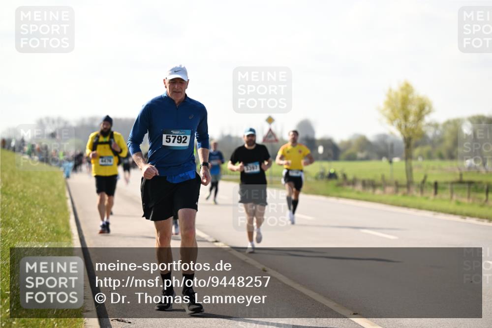 12.04.2026 - 45. Internationalen Wilhelmsburger Insellauf Dr. Thomas Lammeyer http://msf.ph/oto/9448257 12.04.2026 10:33:46 Laufen 4470, 5792 meine-sportfotos.de