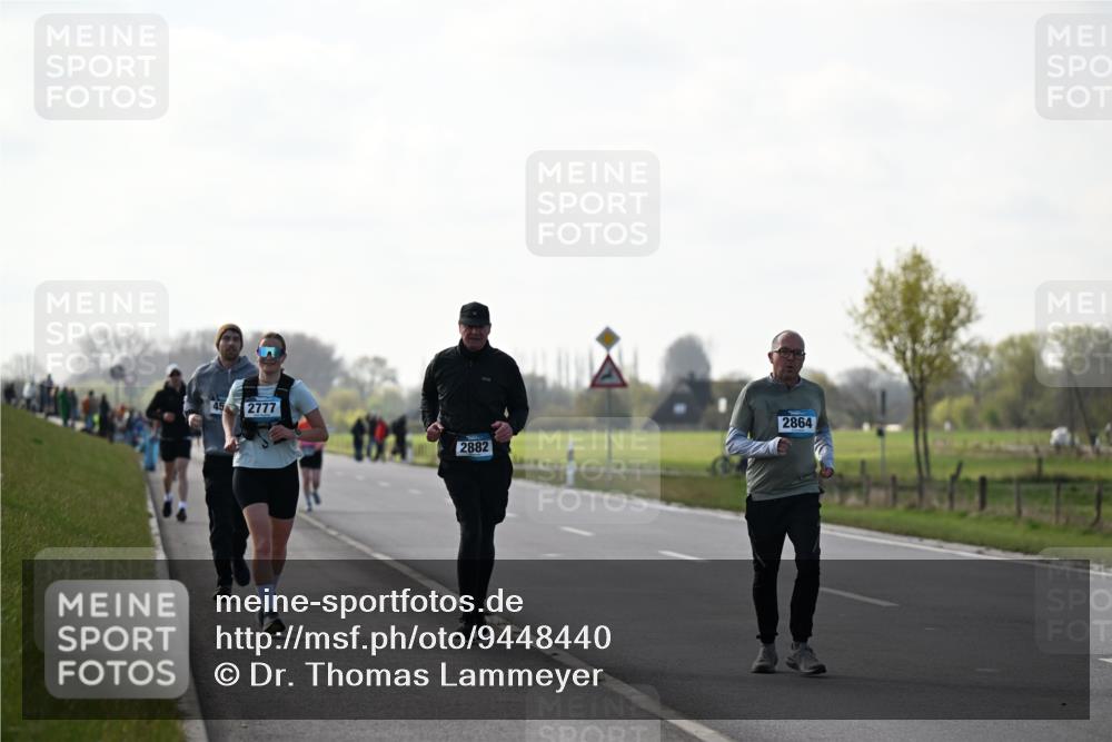 12.04.2026 - 45. Internationalen Wilhelmsburger Insellauf Dr. Thomas Lammeyer http://msf.ph/oto/9448440 12.04.2026 10:34:49 Laufen 45, 2777, 181, 2864, 2882 meine-sportfotos.de