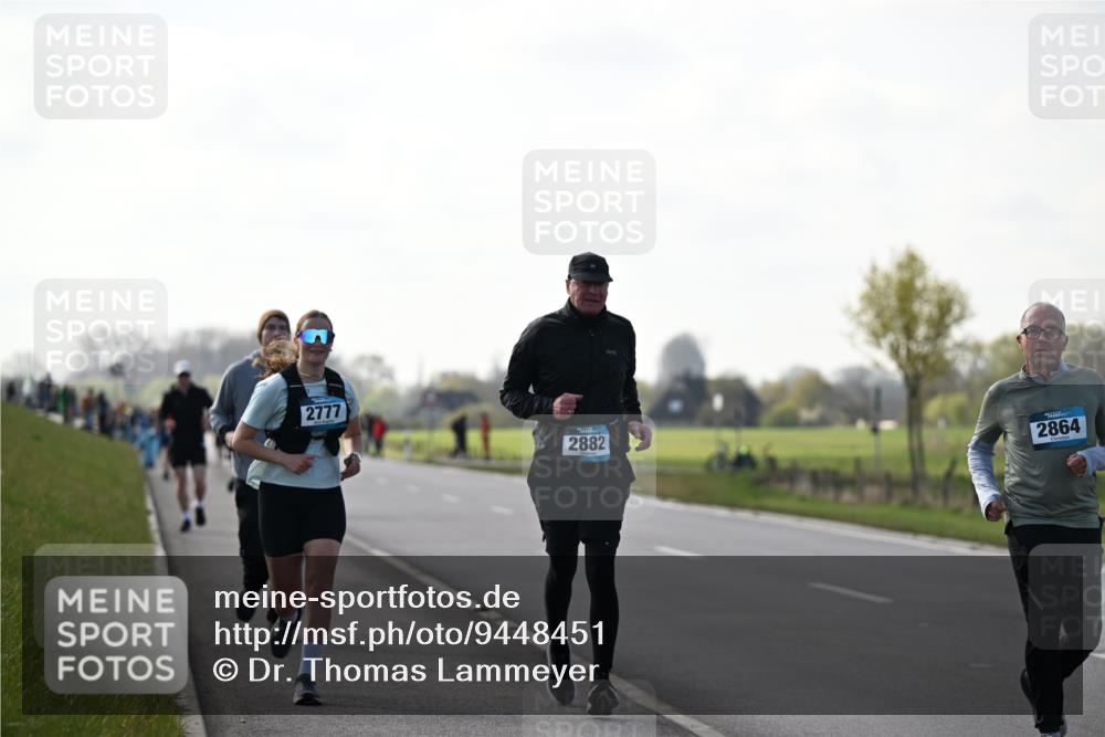 12.04.2026 - 45. Internationalen Wilhelmsburger Insellauf Dr. Thomas Lammeyer http://msf.ph/oto/9448451 12.04.2026 10:34:51 Laufen 2777, 2882, 2864 meine-sportfotos.de